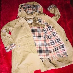 Burberry Womens Trench Coat